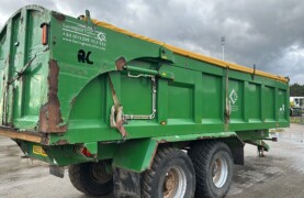 151100EC-6B3E-4E7B-A373-2FDE83A9F701