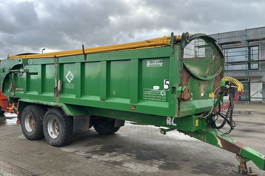 CB0D604C-37F1-455A-99AA-01D356FC7AF2